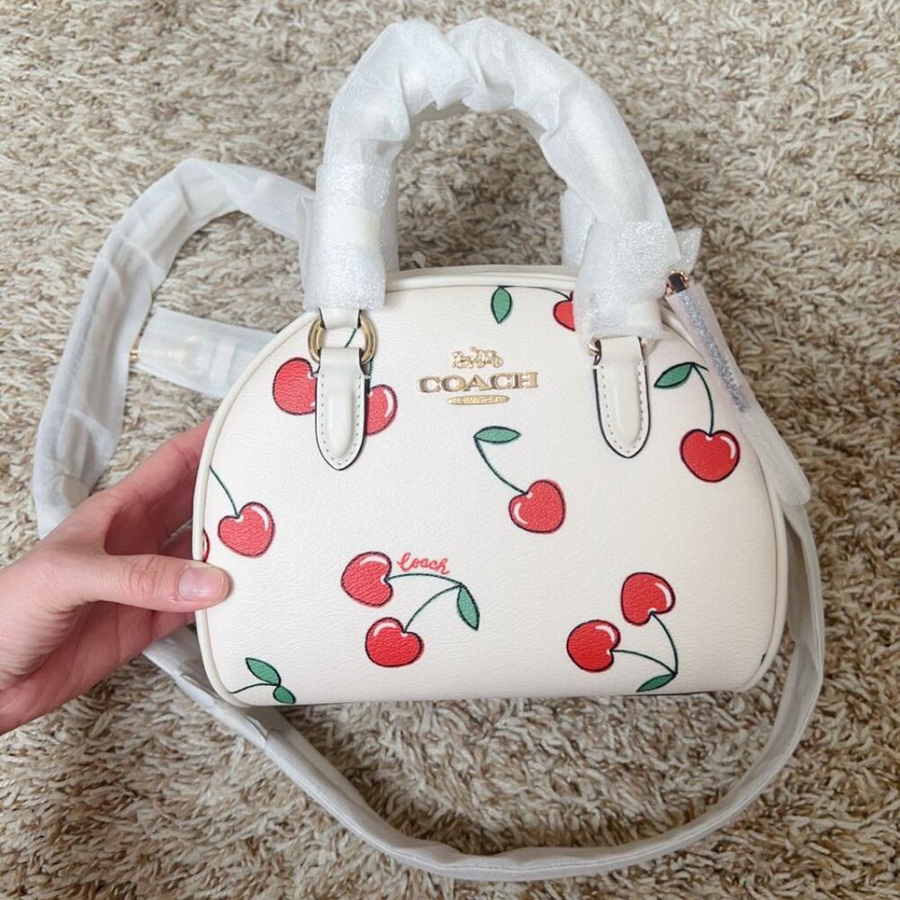 Coach Sydney Satchel With Heart Cherry Print Gold/Chalk Multi - Picture 2 of 5